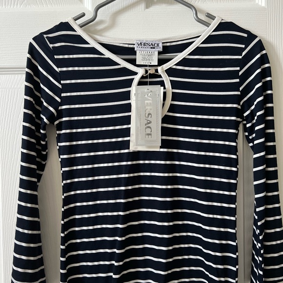 Versace Classic Shirt - Picture 1 of 3